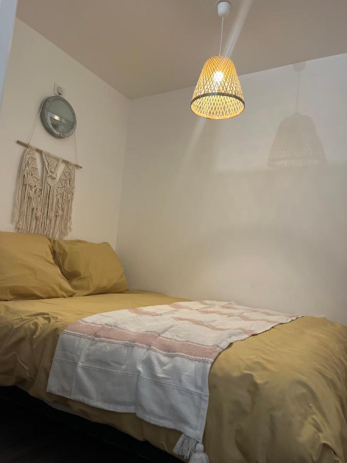 Le Petit Prince , Jolie Maisonnette Terrasse Netflix Parking Prive Jeux De Societe Бур-ен-Брес Екстериор снимка