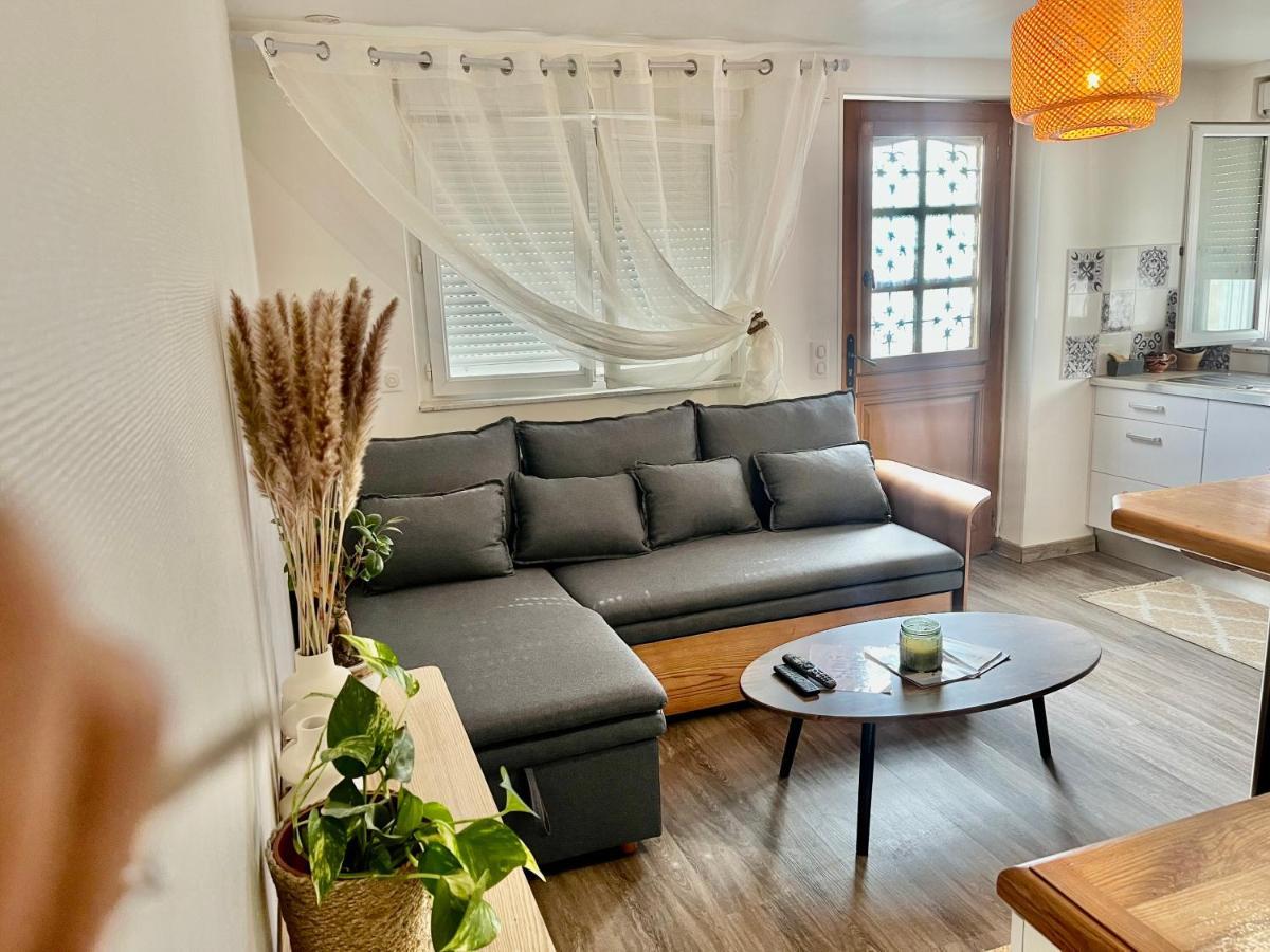 Le Petit Prince , Jolie Maisonnette Terrasse Netflix Parking Prive Jeux De Societe Бур-ен-Брес Екстериор снимка